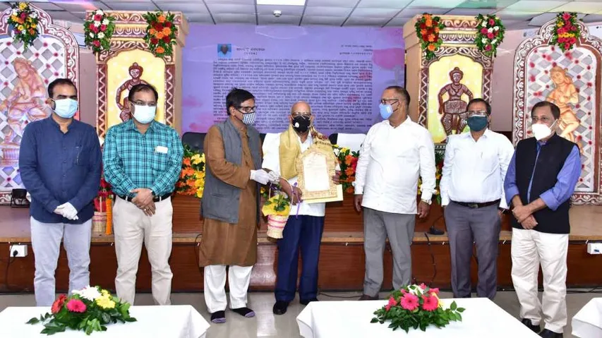 ଅତିବଡ଼ୀ ଜଗନ୍ନାଥ ଦାସ ପୁରସ୍କାର ଓ ସାରସ୍ୱତ ସମ୍ବର୍ଦ୍ଧନା