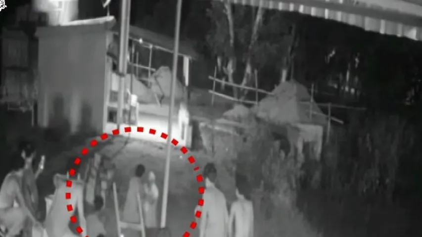 ତଦନ୍ତ କରିବାକୁ ଯାଇଥିଲେ ପୋଲିସ୍‌ ଟିମ୍‌, ଗୋଡ଼ାଇ ଗୋଡ଼ାଇ ପିଟିଲେ ଲୋକେ