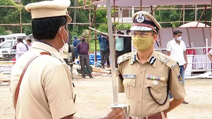 ଫୁଲ୍ ଡ୍ରେସ ରିହରସେଲ: ରାଜ୍ୟସ୍ତରୀୟ ପରେଡରେ ଛାତ୍ରଛାତ୍ରୀଙ୍କୁ ମନା