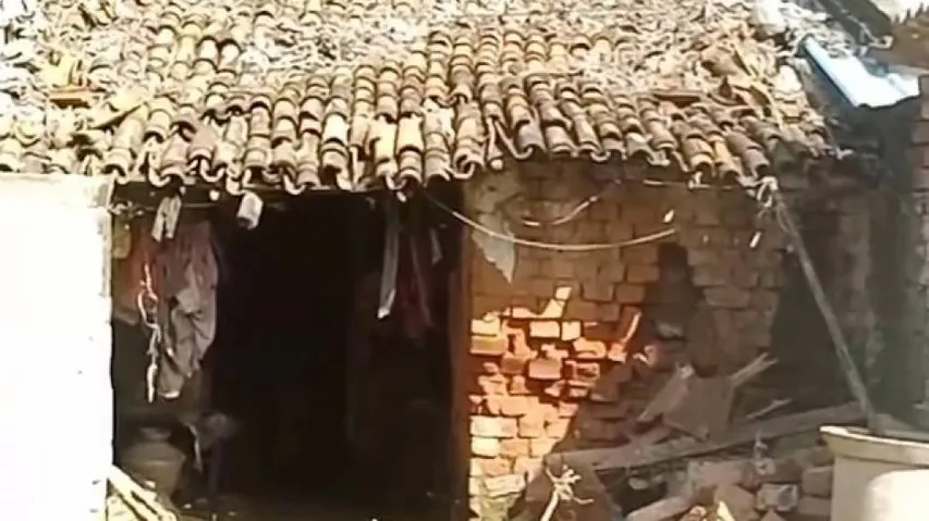 Mother And Son Live Without Food