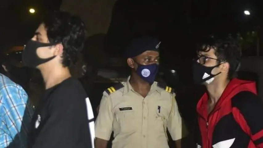 Arrest during cruise Party