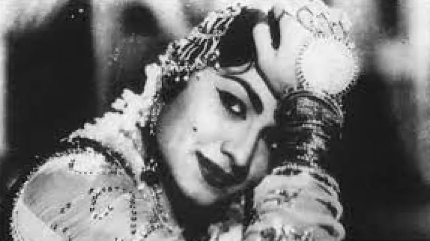 Minoo Mumtaz passed away