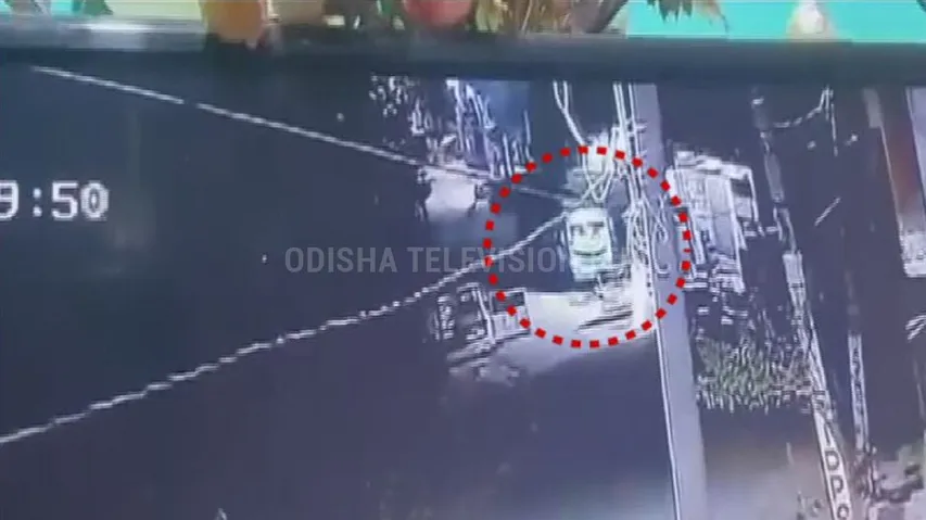 CCTV footage of the terrorist attack on the  bus carrying CISF personnel in Jammu early yesterday