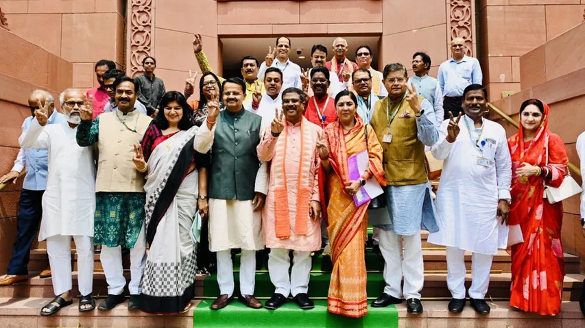 BJP MPs Oath Taking