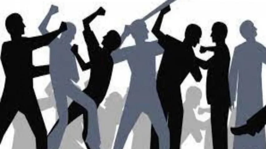 ହୋଲିରେ ଦୁଇ ଗୋଷ୍ଠୀ ମଧ୍ୟରେ ଗଣ୍ଡଗୋଳ