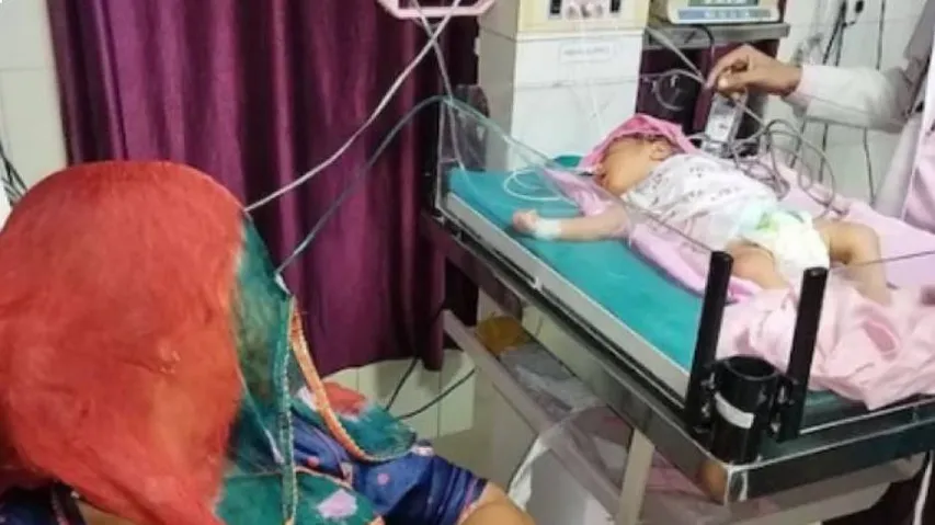 ନବଜାତକକୁ ବଞ୍ଚାଇଦେଲା ମମତା : ମା’ର ବିକଳ କାନ୍ଦଣା ଦେଖି କୁନି ପୁଅକୁ ଫେରାଇ ଦେଲା ଚୋର