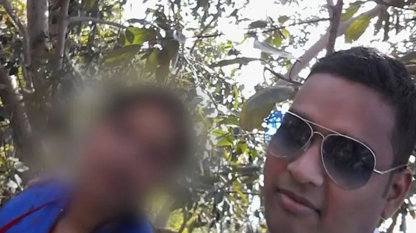 ଚୁମ୍ବନ ଫଟୋ ଭାଇରାଲ୍ ଘଟଣା : ଯୁବକ କୋର୍ଟ ଚାଲାଣ