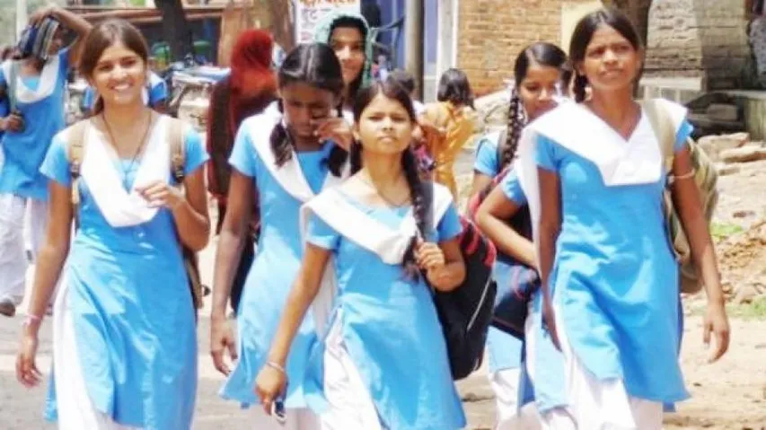 ଆଜିଠୁ ସକାଳୁଆ ସ୍କୁଲ