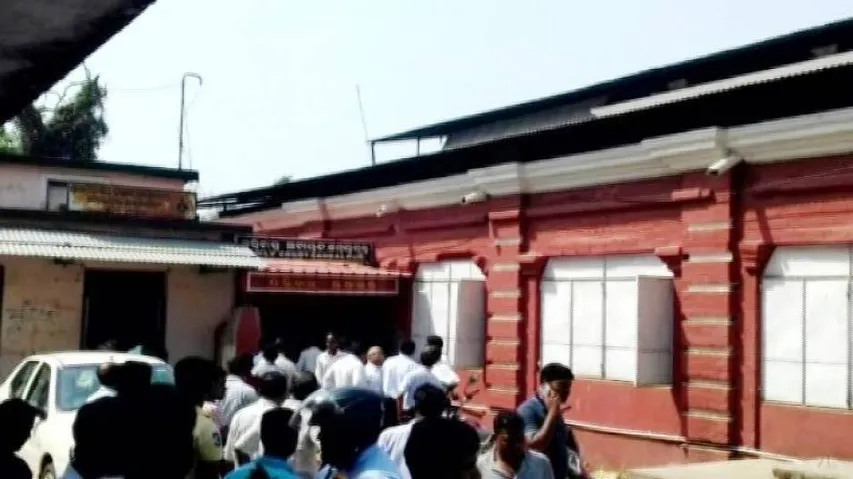 ସ୍ତ୍ରୀ, ଛୁଆକୁ ହାଣିଲା ସ୍ୱାମୀ