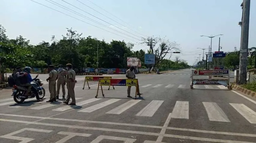 ୧୧ ଜିଲ୍ଲାକୁ ସଟ୍‌ଡାଉନ୍‌ ଘୋଷଣା କଲେ ରାଜ୍ୟ ସରକାର