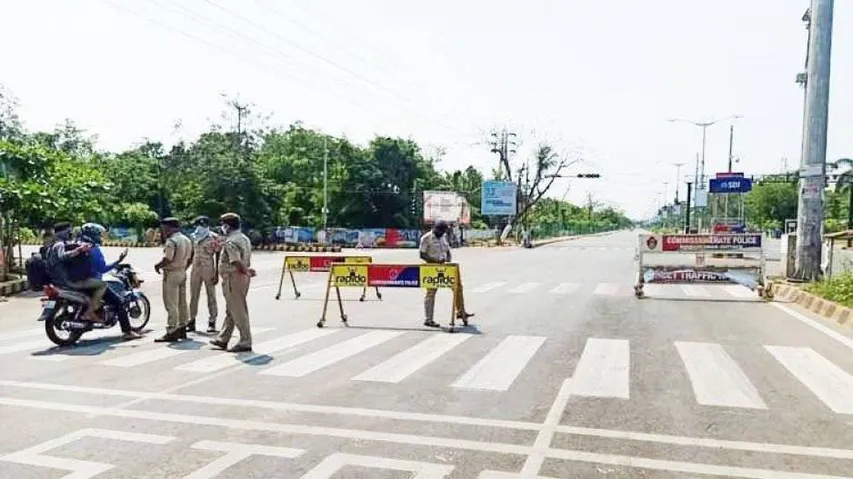 ବାତ୍ୟା ପାଇଁ ୧୦ ଜିଲ୍ଲାରେ ଲକ୍‌ଡାଉନ୍‌ କଟକଣା ସାମାନ୍ୟ କୋହଳ