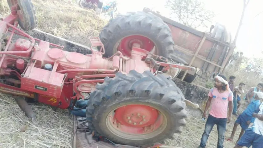 ଓଲଟି ପଡ଼ିଲା ଟ୍ରାକ୍ଟର; ୨ ମୃତ