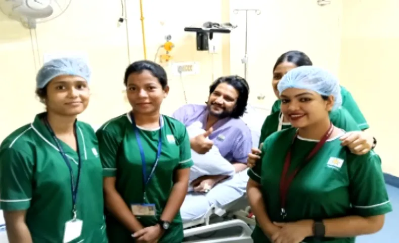 Actor Buddhaditya Mohanty returns home after recovering from illness