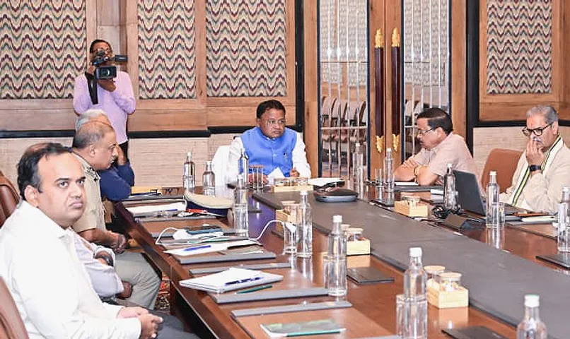 Odisha CM reviews flood preparedness amid heavy rainfall alert