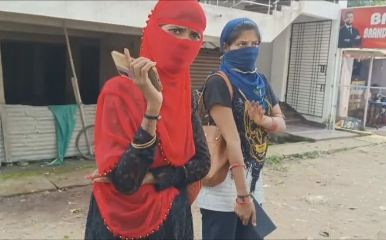 Odisha Police sends fake police for investivation! Woman files complaint