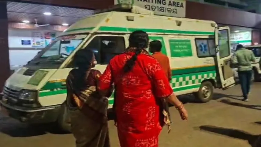 1 killed, 7 sustain critical injuries in road accident on NH-26 in Odisha's Bolangir