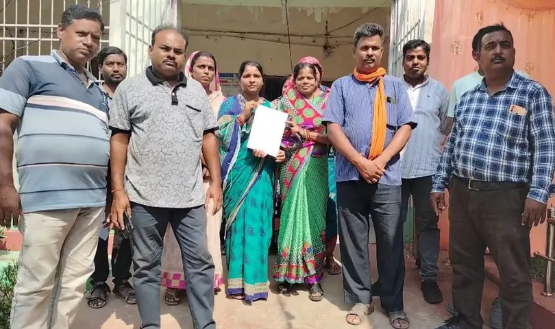 Instagram dance clips land Odisha Hindi teacher in trouble