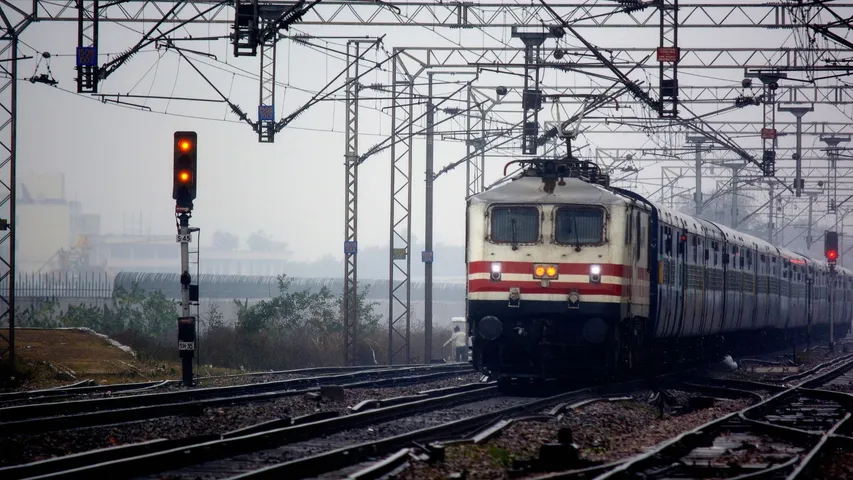 Two major trains from Andhra, Odisha to remain cancelled post-Cyclone Montha landfall: ECoR