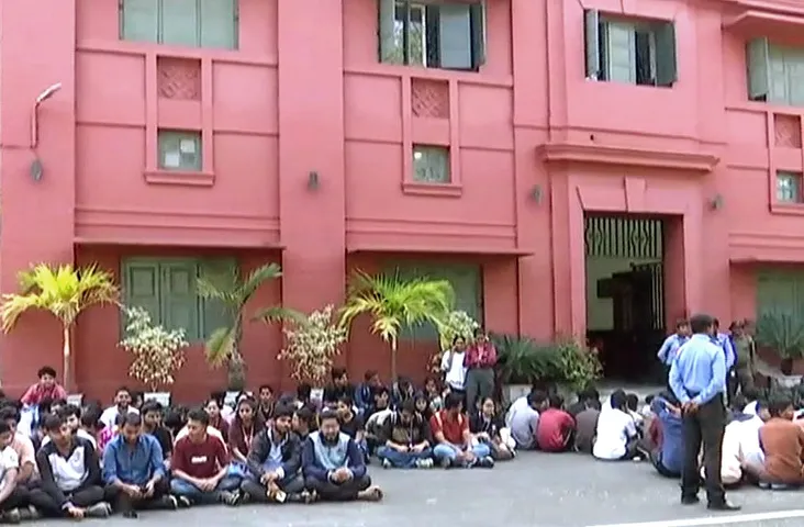 Student unrest erupts again at Ravenshaw University over ‘poor infrastructure’