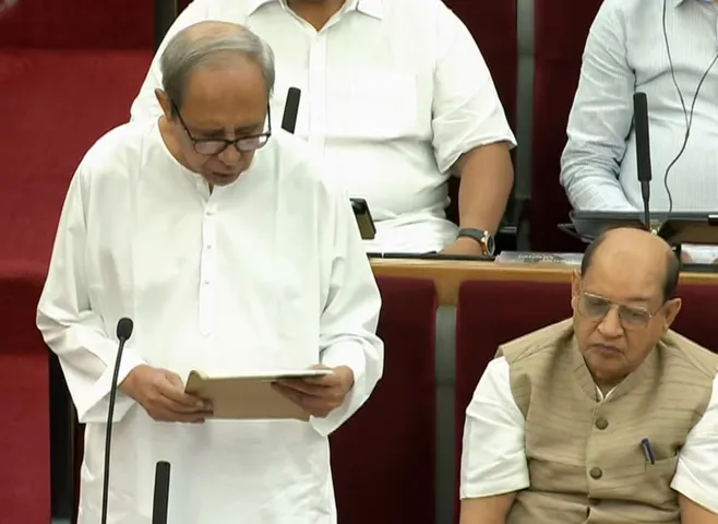 LoP Naveen Patnaik welcomes President Droupadi Murmu, hails Odisha’s leadership and legacy