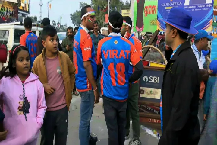 Barabati matchday mania: Retired Virat, Rohit jerseys huge hit among fans for T20 series against SA