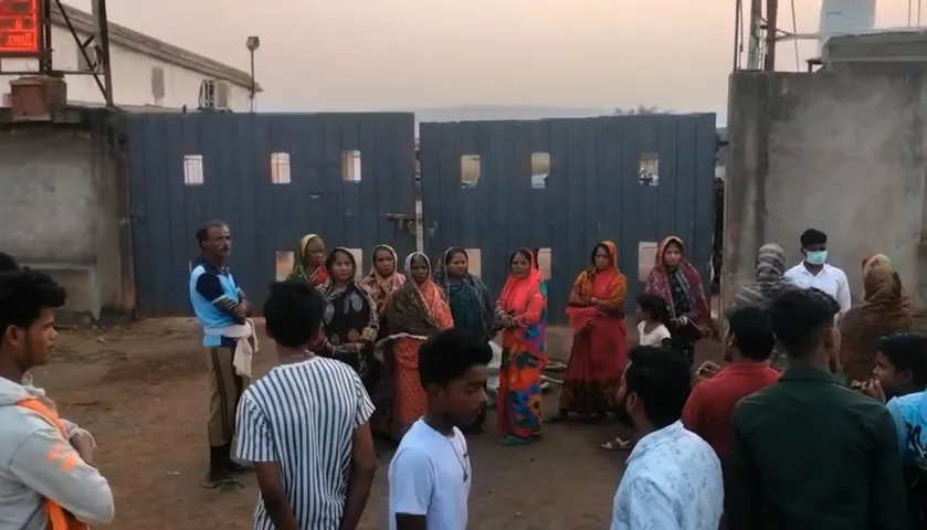 Cow deaths due to toxic effluents from private company trigger protest in Cuttack