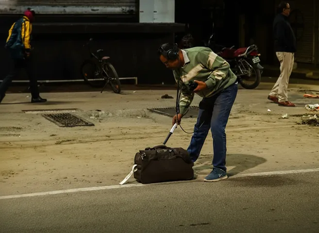 Panic in Sambalpur after unattended bag found on roadside; bomb threat ruled out