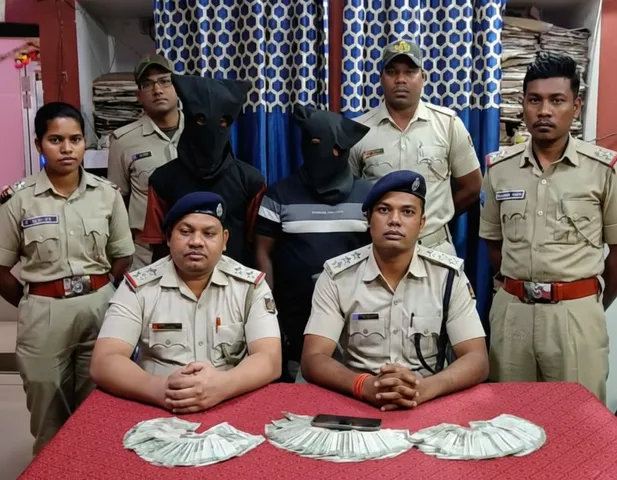 Two thieves arrested for robbing labourers, produced before court