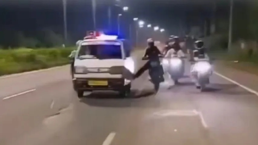 Humanity still alive: Group of bikers turn saviours for stranded ambulance, watch