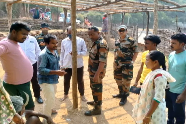 Andhra Pradesh officials face resistance in Odisha’s Kotia during ration, Aadhaar e-survey