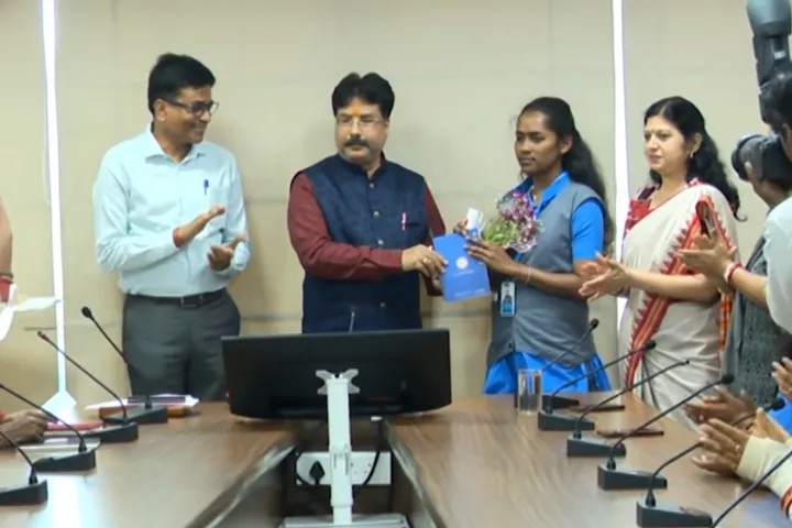 Women drivers set to take wheel of ‘Ama Bus’ service in Bhubaneswar