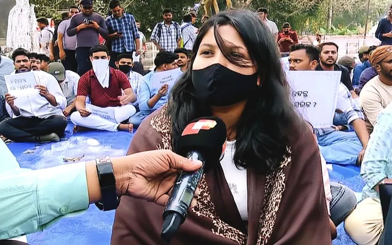 Uncertainty looms over Odisha Police SI Exam, aspirants continue protest demanding clarity