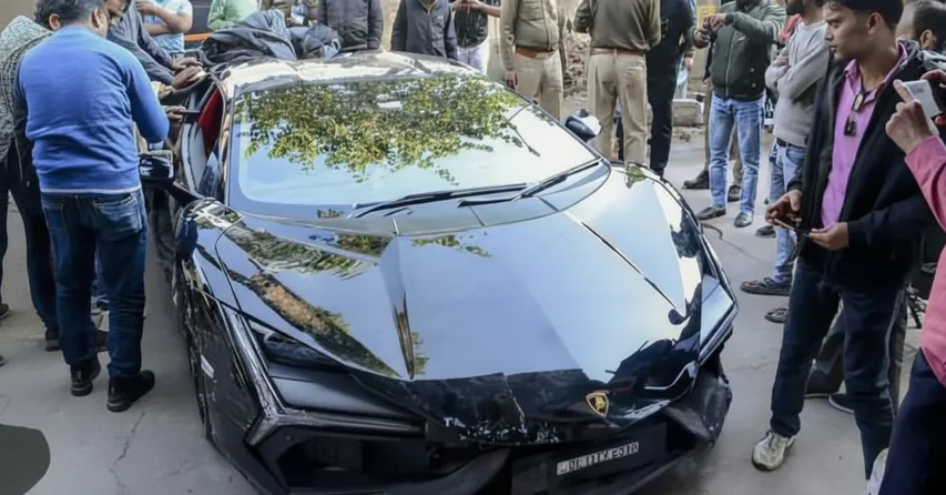 Lamborghini Revuelto