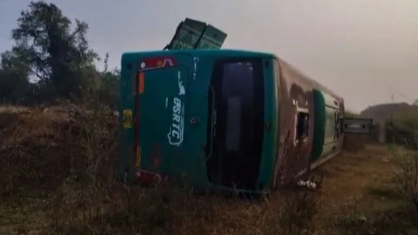 Several passengers sustain injuries as OSRTC bus overturns in Odisha's Malkangiri