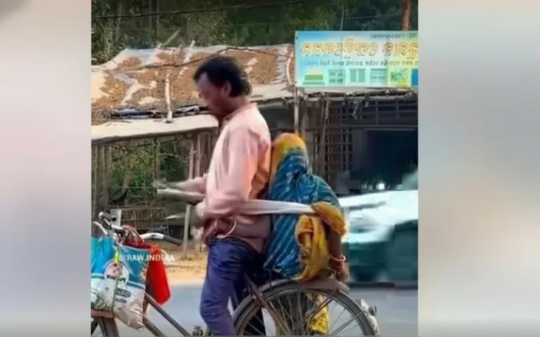 Real-life ‘Saiyaara’ moment: Man ties elderly mother to bicycle for safe journey