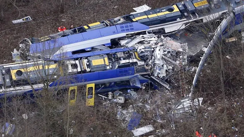 2 killed in Germany train collision