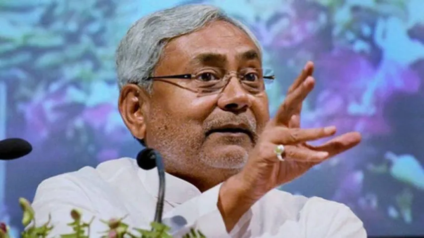 Nitish Kumar demands full statehood for Delhi