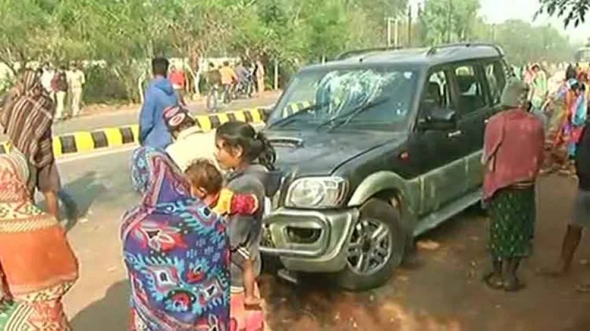 Woman killed in road mishap; locals stage road blockade