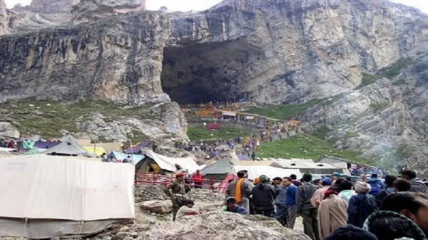 Amarnath Yatra remains suspended due to bad weather