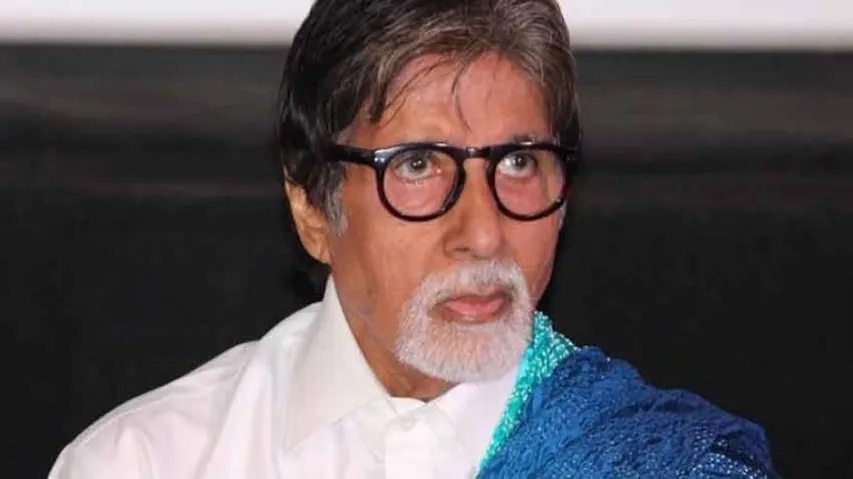 Amitabh Bachchan's Car Almost Knocks Down A Videographer, Here's what happened