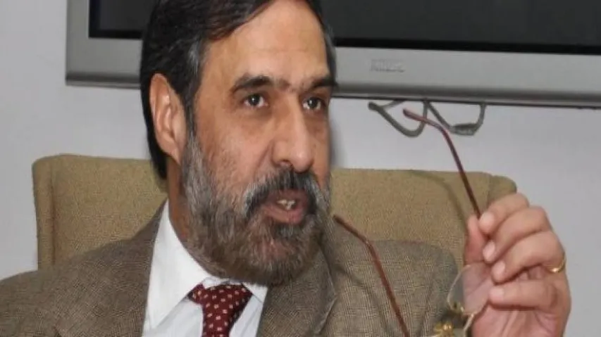 AAP's decision on FDI in retail irresponsible: Sharma