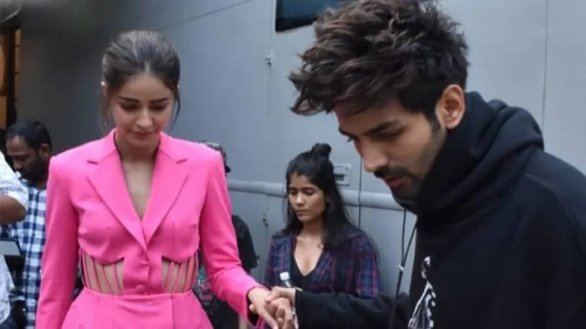 For Ananya Panday, Kartik Aaryan Is Bae? Unseen Pics Inside