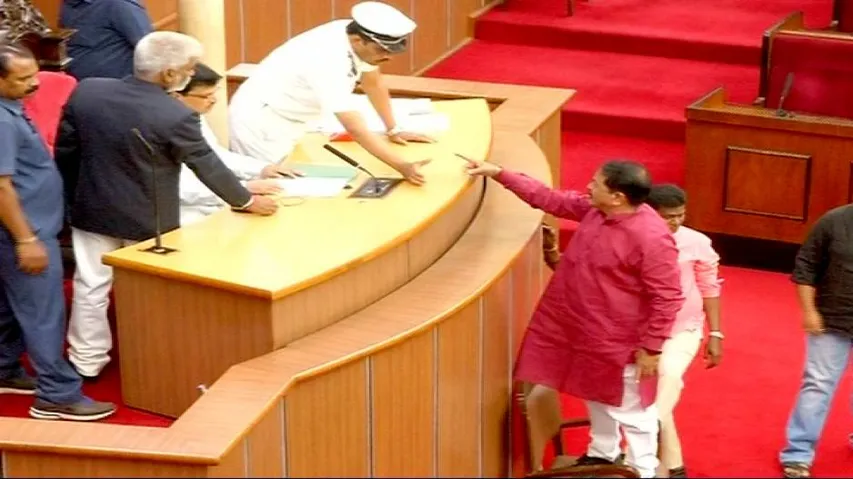 PM's statement triggers protest in Odisha Assembly