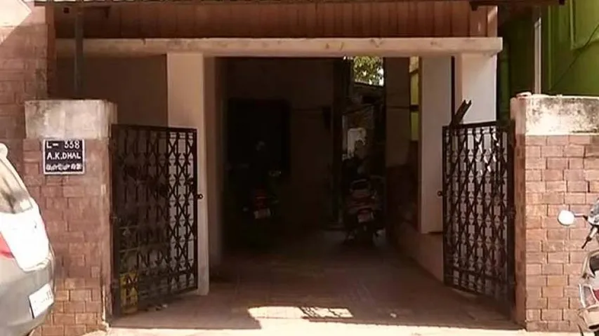 Central Excise Assistant Commissioner Found Hanging In Odisha