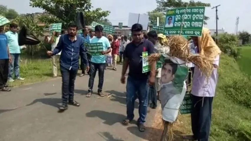 BJD's Padyatra spills out infighting beans more than unity