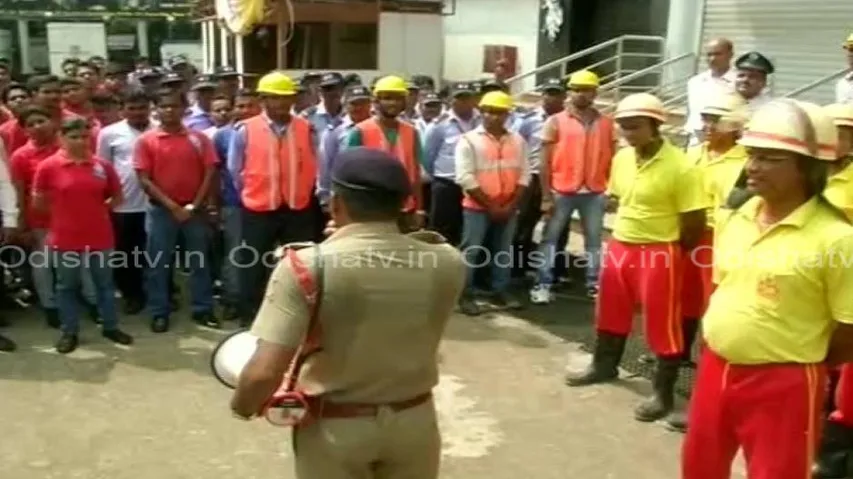 Fire department conducts mock drill at BMC Bhawani Mall
