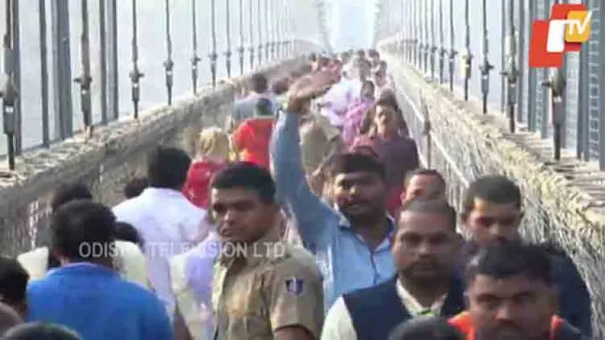Devotees throng Dhabaleswar temple on 'Bada Osa'