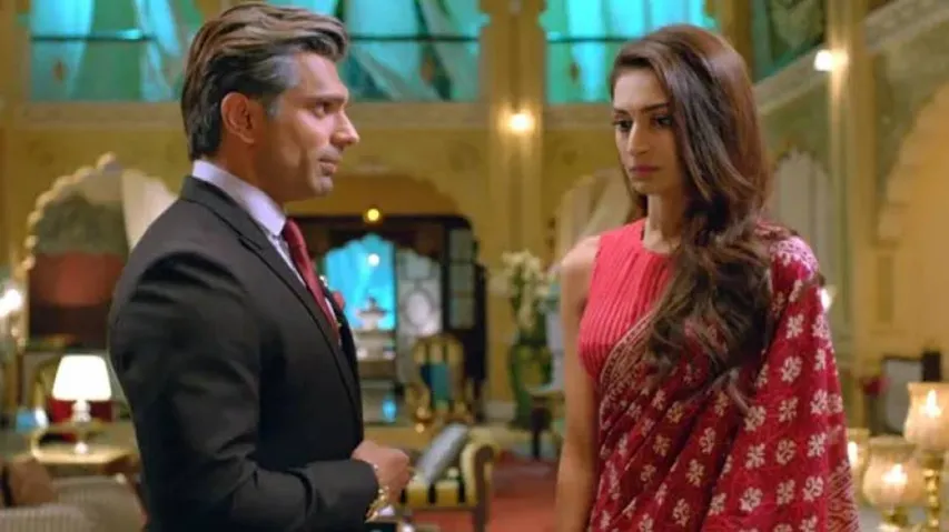 Kasautii Zindagii Kay's Erica Fernandes & Karan Singh Grover Hot Romance