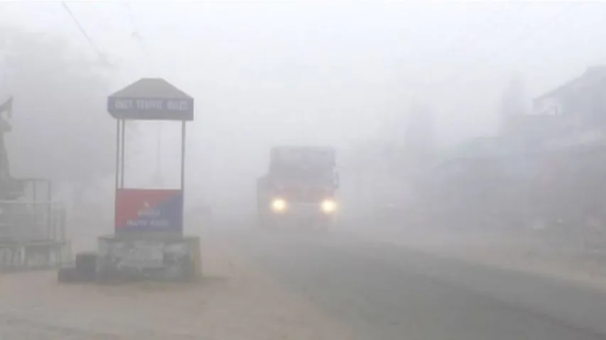 IN PICS: Severe Cold Wave Grips Odisha; Temperature Drops To 5.3 Degree Celsius In Phulbani