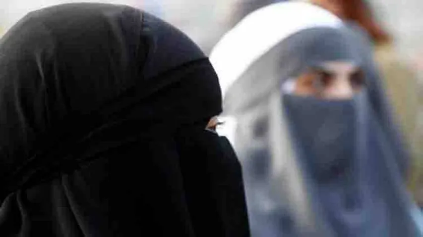 Shiv Sena calls for ban on burqa in public places